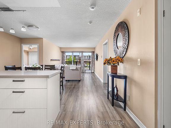 3rd image of 8026 Kipling Ave #202