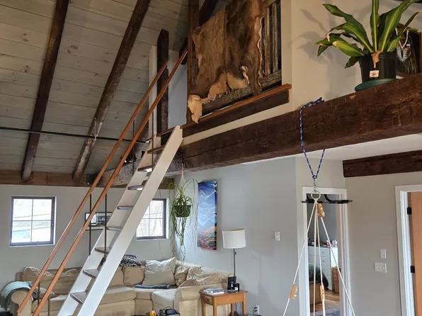 11 N Main St Unit E, Waterbury, VT 05676