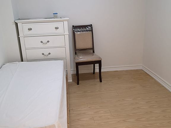 2nd image of 4170 Murray Hill Cres #Basement