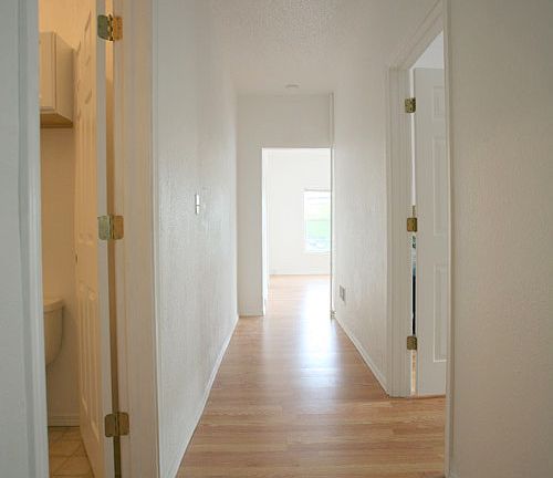 apt. 2 hallway leading to livingroom/bedrooms