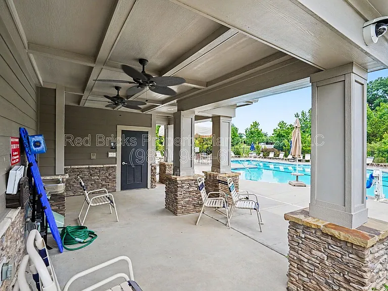 655 Brookhaven Dr — Photo 34