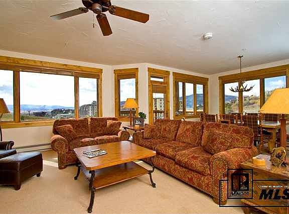 5th image of 2085 Ski Time Square Dr #213