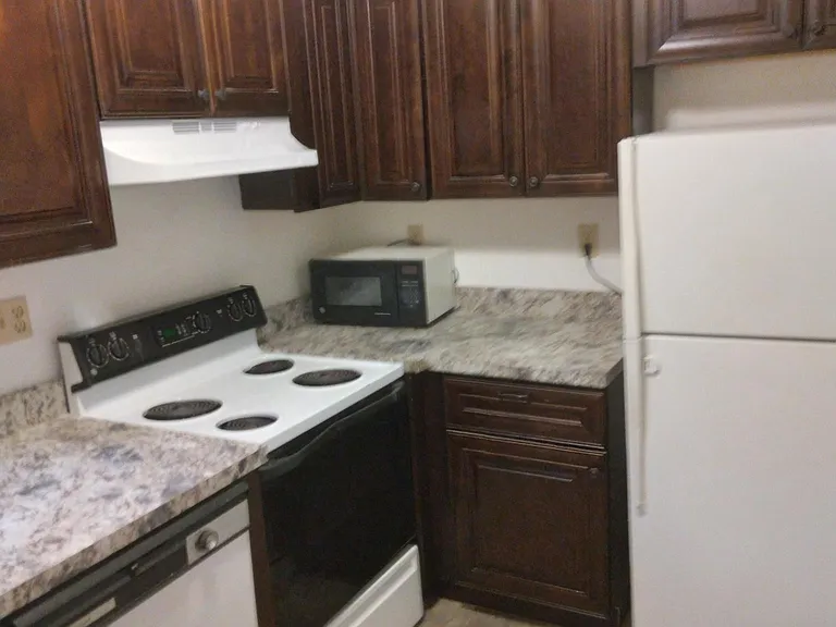 4837 Leighton Ave — Photo 8