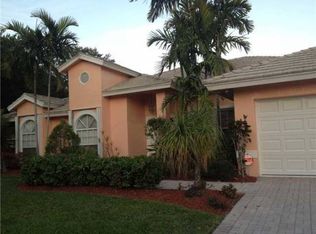11812 NW 2nd Ct, Coral Springs, FL 33071