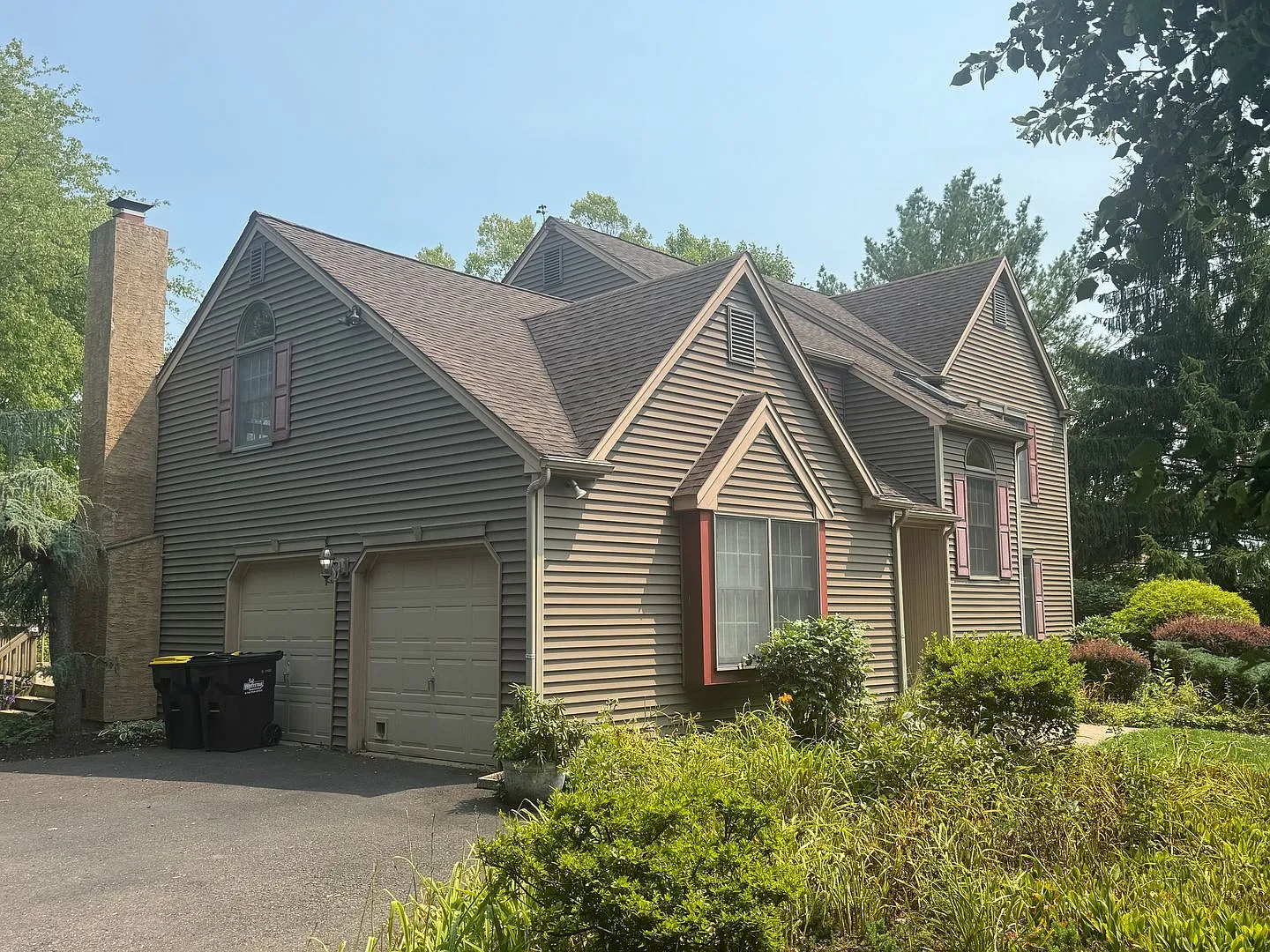 Montgomery Township 3 Bedroom 2.1 Bath Colonial with loft for rent $3,200/month — Photo 3