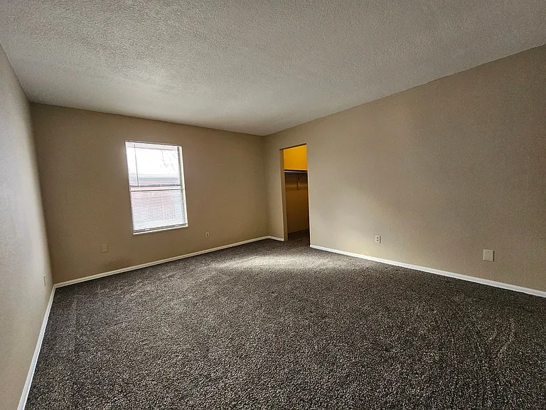 460 S Fenton St — Photo 26