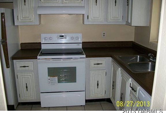 3rd image of 2711 N Halifax Ave APT 690
