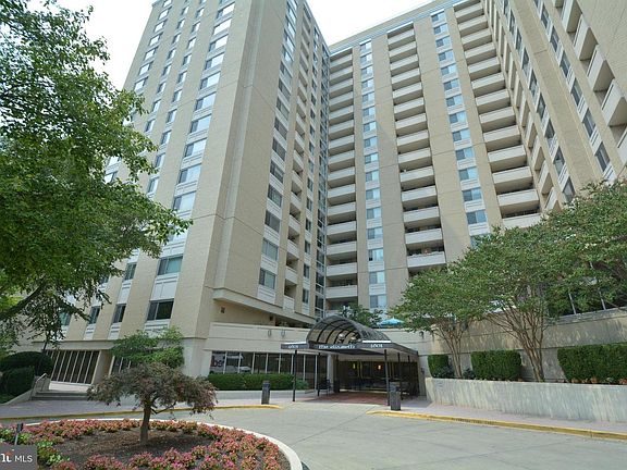 3rd image of 4601 N Park Ave APT 1106