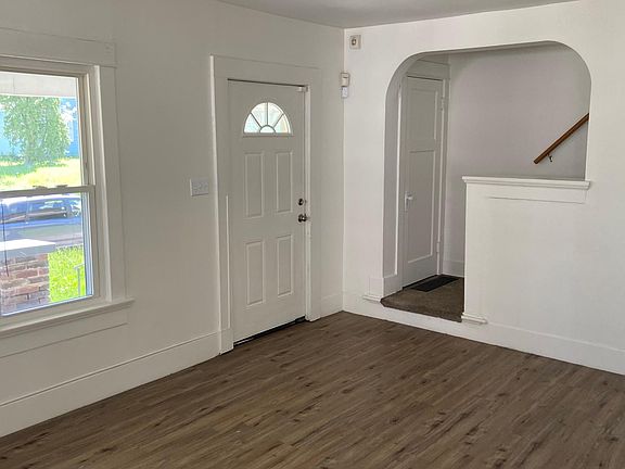 3rd image of 521 Kammer Ave