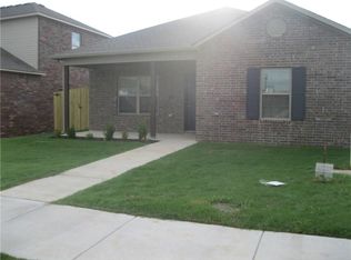 6501 SW Warrington Rd, Bentonville, AR 72713