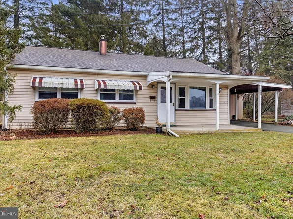 2680 Broad St, East Petersburg, PA 17520