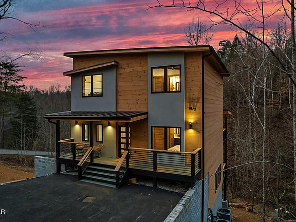 2nd image of 1607 Bluff Ridge Rd Lot 82