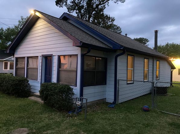 3222 North Ave