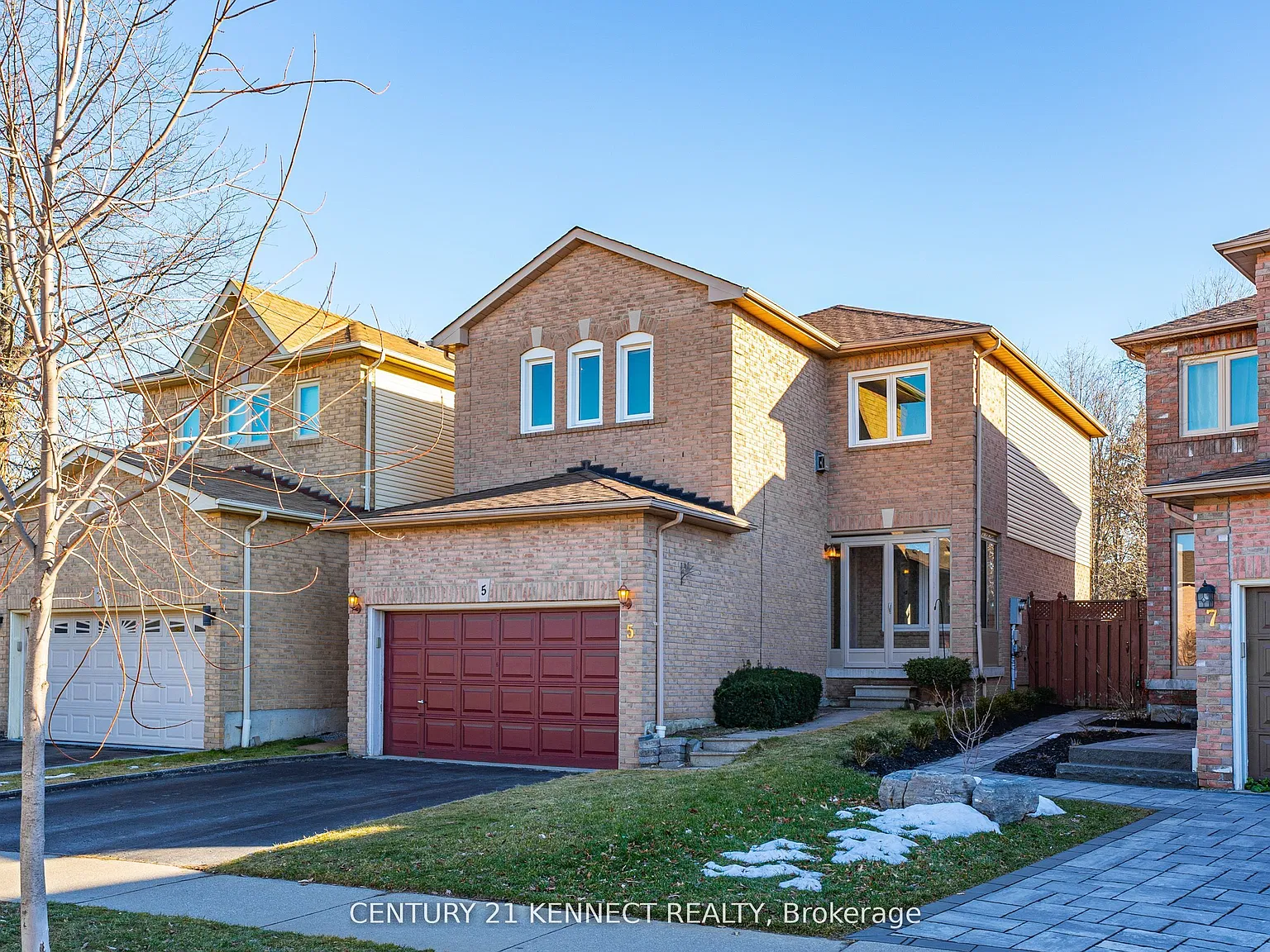 3 bed, $2,750 — Photo 1