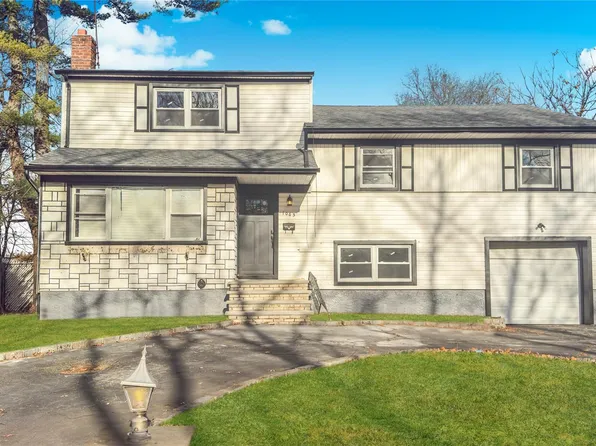 1063 Northgate, Uniondale, NY 11553