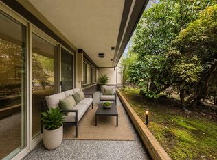 9847 Manchester Dr #227, Burnaby, BC V3N 4P4
