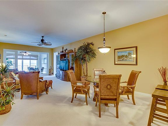 2nd image of 30 Harbour Isle Dr E Penthouse 1