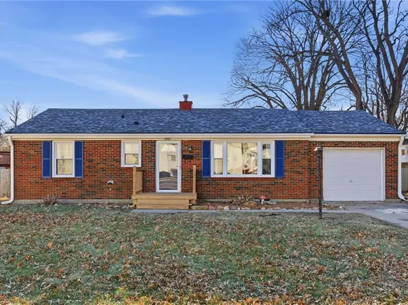 1401 SW 1st St, Lees Summit, MO 64081