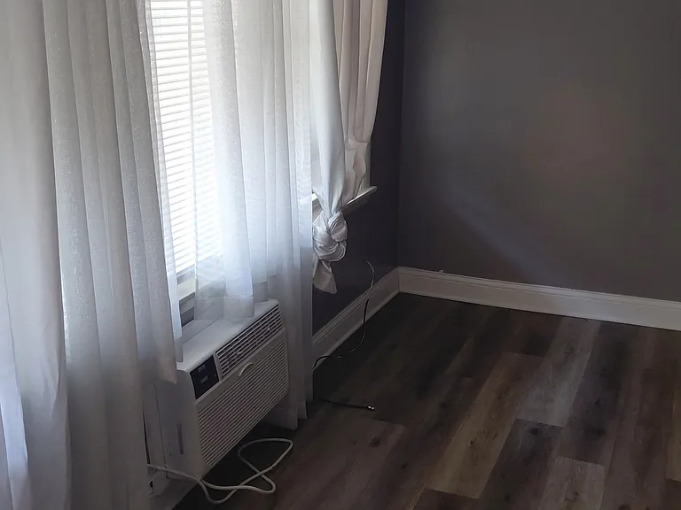 2247 W 119th St #6 — Photo 3