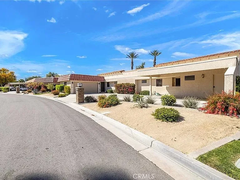 40268 Bay Hill Way — Photo 27