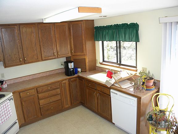 3rd image of 118 Baylor Dr