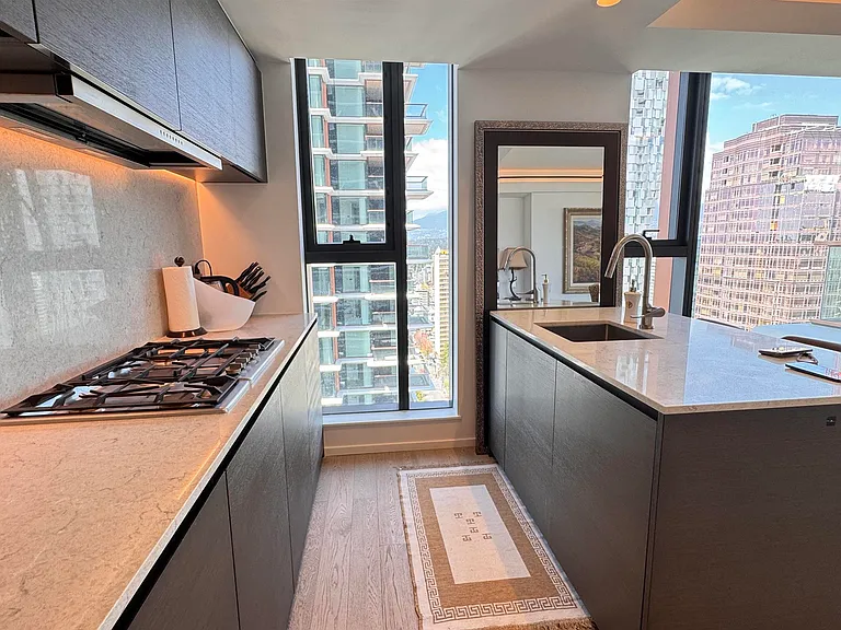 1408 Robson St #2203 — Photo 12