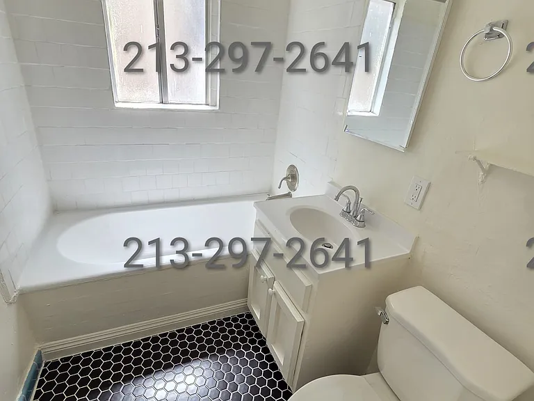 118 S Lake St #3 — Photo 13