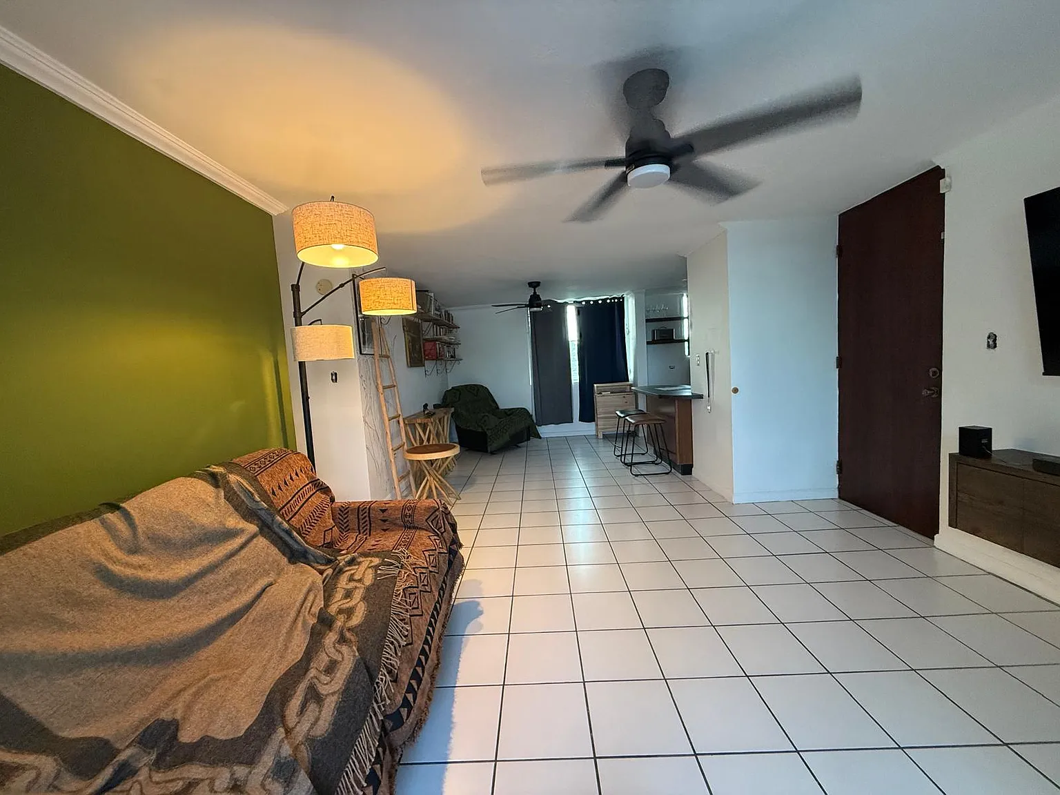 3 bed, 1200 sqft, $1,675 — Photo 3
