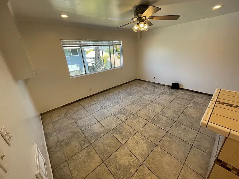 6556 El Nido Ln #5 — Photo 10