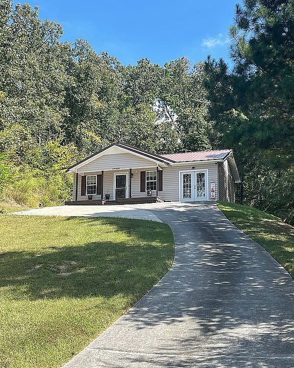2nd image of 262 Lavista Dr SW