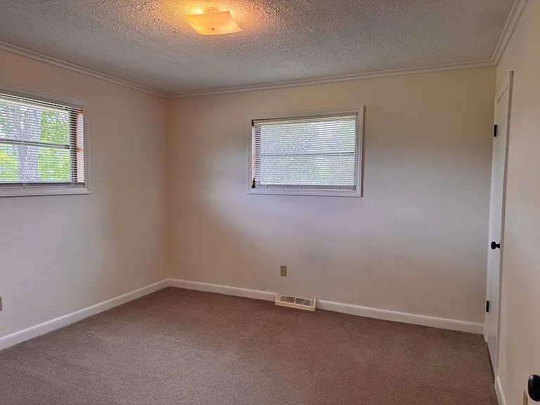 5661 Gallimore Town Rd — Photo 17