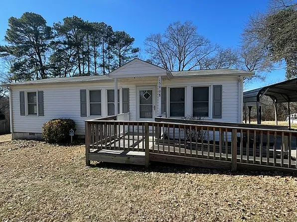 15908 Hill St, South Chesterfield, VA 23834