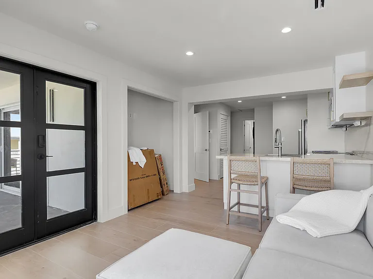 29420 Enterprise Ave — Photo 6