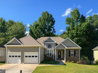 121 Creek Crossing Ln, Temple, GA 30179