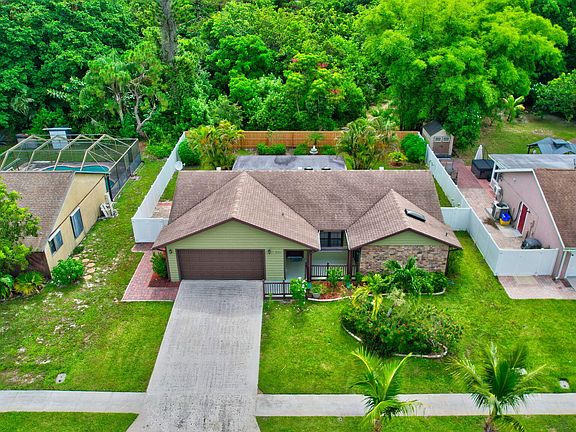 3rd image of 9311 Longmeadow Circle
