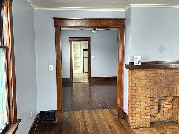 4th image of 1245 W 9th St