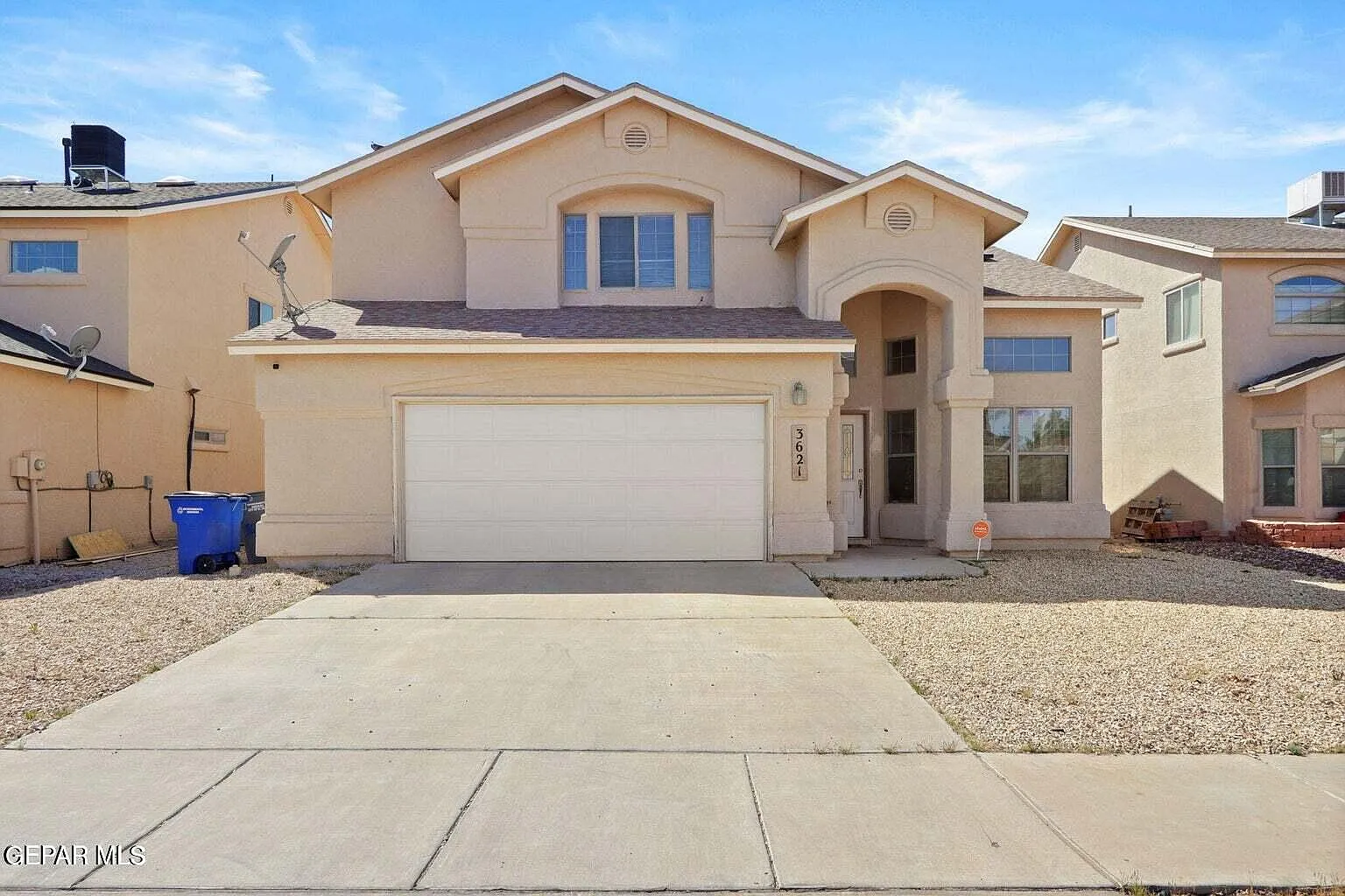 4 bed, 2.5 bath, 2354 sqft, $1,845 — Photo 1
