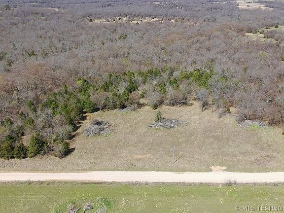 2nd image of E 1050th Rd