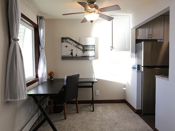 5th image of 4363 Wilshire Blvd #302