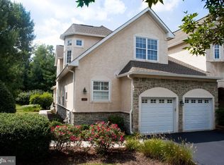 48 Old Barn Dr, West Chester, PA 19382