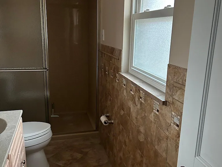 1204 Allen Ave — Photo 17