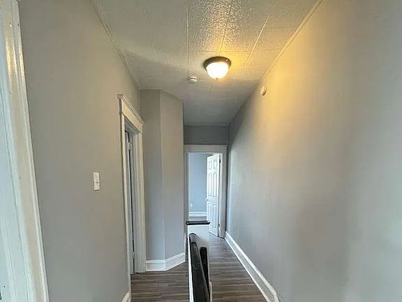 4th image of 1729 S Edgewood St