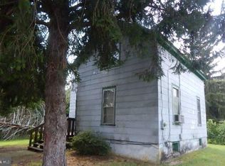 193 Railroad Ave, Franklinville, NJ 08322