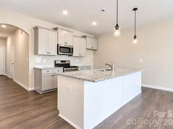 5929 Wallace Ave, Charlotte, NC 28227