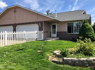 4230 Nola Loop Rd #B, Yakima, WA 98901