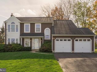 2144 Robin Dr, Warrington, PA 18976