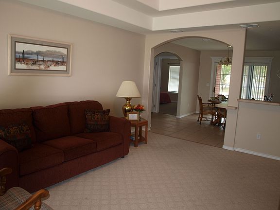 2nd image of 1306 Oak Ct