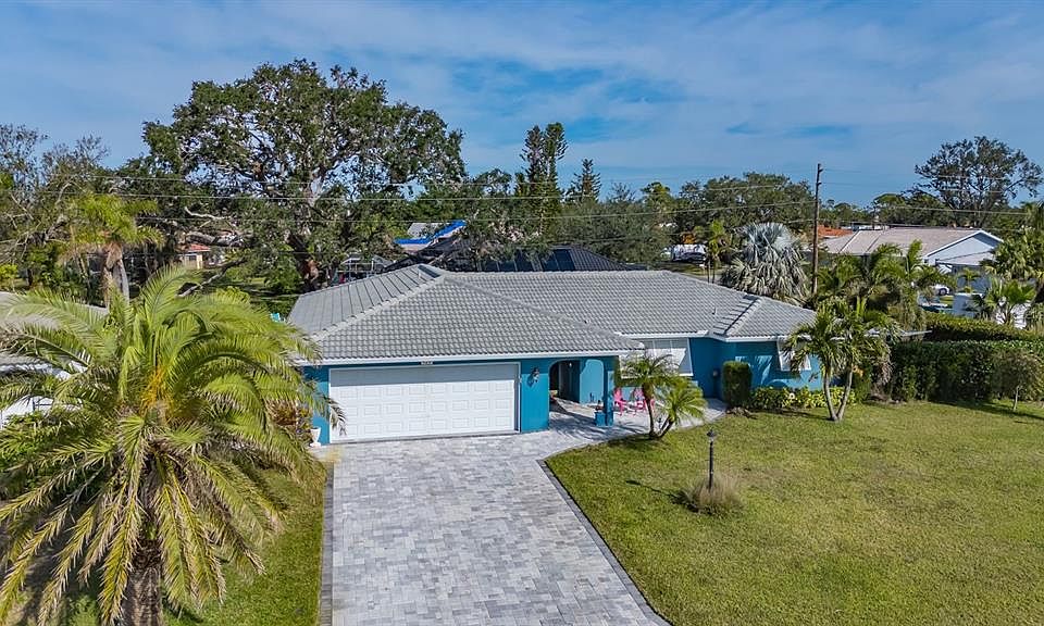 1st image of 429 N ROSSETTI DRIVE