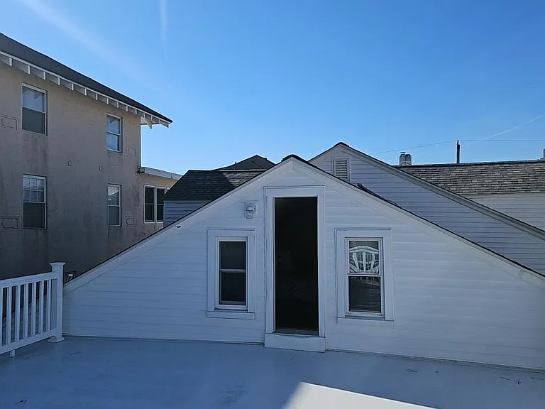 107 S Dover Ave — Photo 13