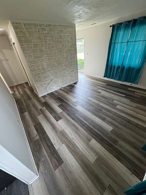 1st image of 28701 Rosemont St